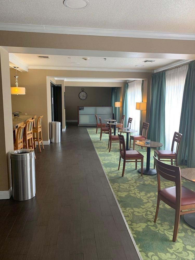Hampton Inn Covington/Mandeville Eksteriør billede